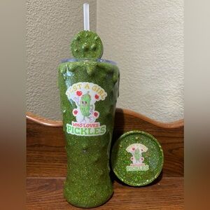 Custom Pickle tumbler set
